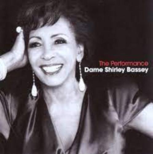 DAME SHIRLEY BASSEY - THE PERFORMANCE, CD & DVD, CD | Pop, Utilisé, 1960 à 1980, Enlèvement ou Envoi