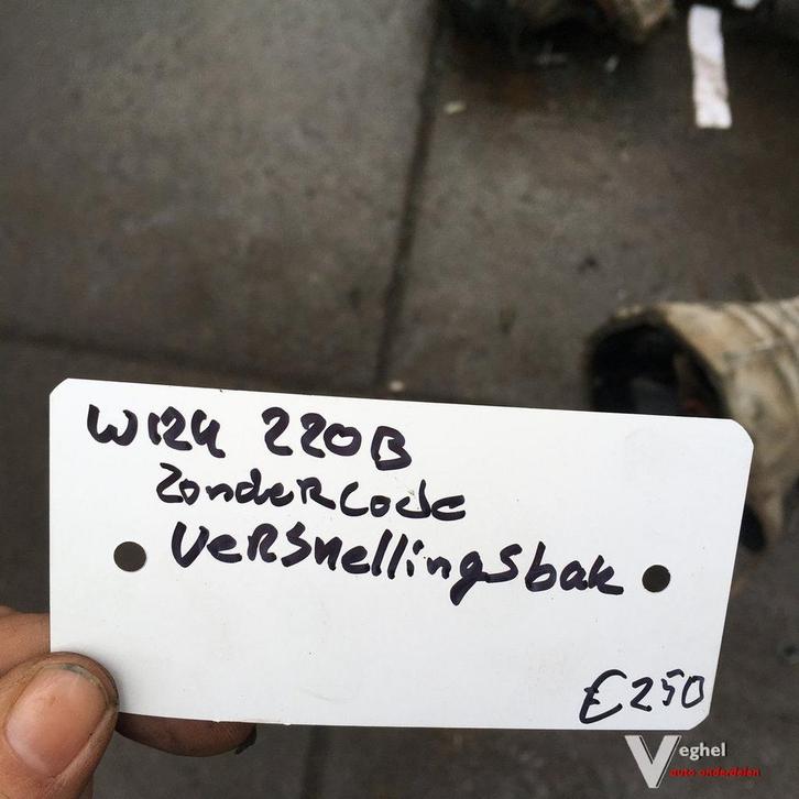 Mercedes w124 220 Benzine Versnellingsbak, Auto-onderdelen, Transmissie en Toebehoren, Gebruikt, Ophalen