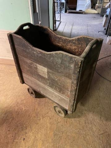 oud mijnwerkerskarretje beschikbaar voor biedingen