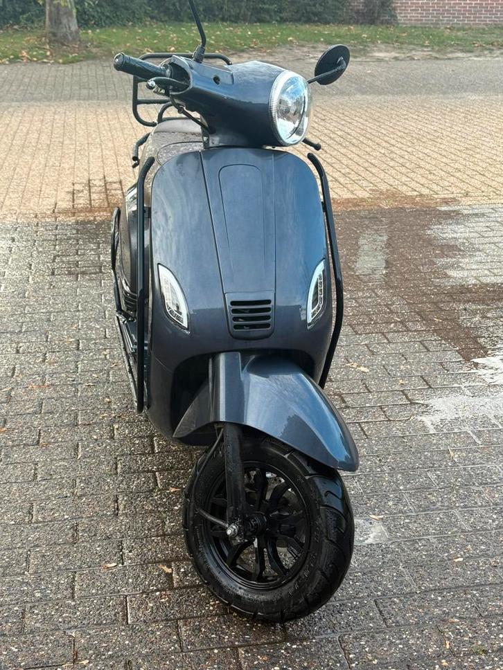 Momo morino a klasse, Vélos & Vélomoteurs, Scooters | Marques Autre, Essence, Enlèvement