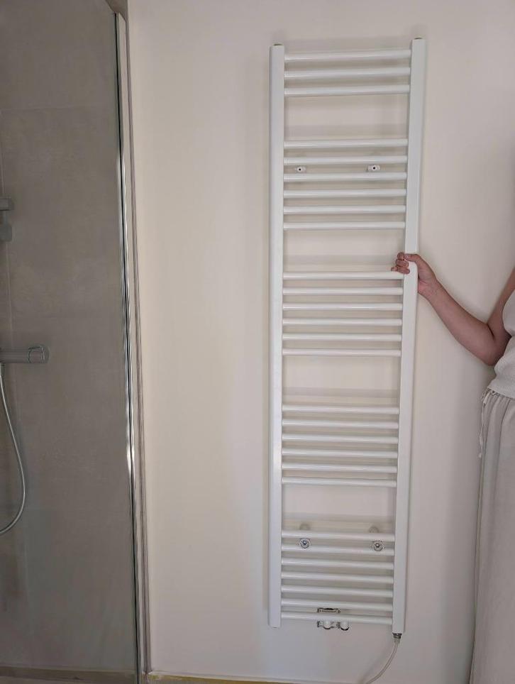 Handdoekradiator, wit, 160x50 cm, 400W. NIEUW, Doe-het-zelf en Bouw, Verwarming en Radiatoren, Nieuw, Radiator, 200 tot 500 watt