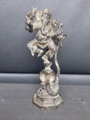 Bronzen Ganesh/Ganapati danst op cobra Naga/Azië/India beschikbaar voor biedingen
