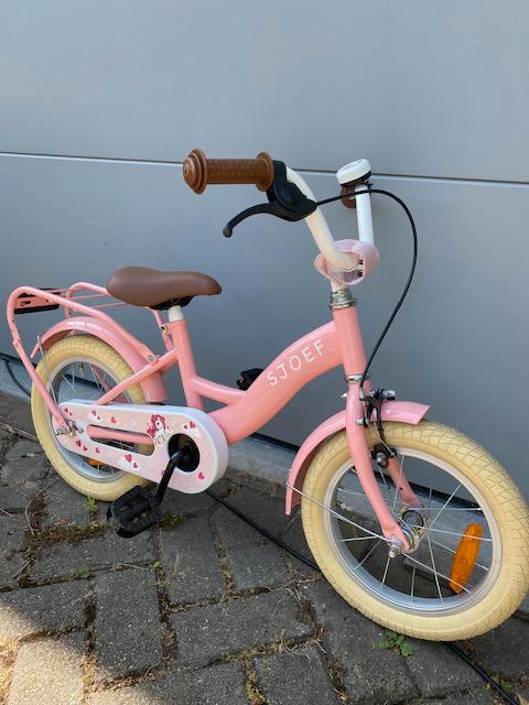 Mooie degelijke meisjesfiets, roze, 14 inch, Sjoef, Fietsen en Brommers, Fietsen | Kinderfietsjes, Zo goed als nieuw, Minder dan 16 inch
