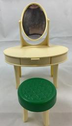 Fleur make-uptafel en krukje vintage poppenmeubel Barbie pop, Verzenden, Zo goed als nieuw, Pop