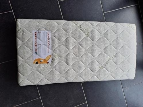 Matras baby bedje 60 x 120, Huis en Inrichting, Slaapkamer | Matrassen en Bedbodems, Zo goed als nieuw, Matras, Ophalen