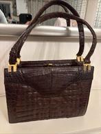 Vintage handtas in krokodillenleer met gouden accenten, Handtassen en Accessoires, Tassen | Damestassen, Ophalen of Verzenden