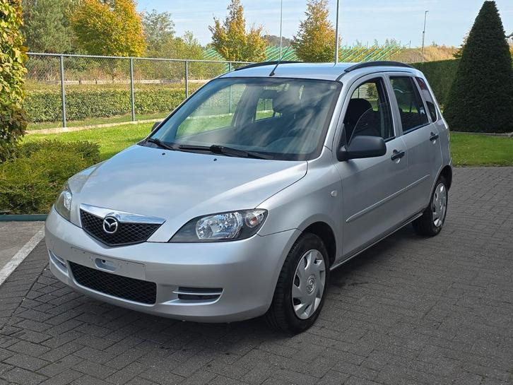 Mazda 2.   75.000km  elektrischeruiten/garantie en keuring, Auto's, Mazda, Bedrijf, Radio, Diesel, Handgeschakeld, Ophalen
