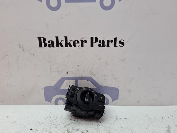 Licht Schakelaar van een BMW 1-Serie, Auto-onderdelen, Dashboard en Schakelaars, BMW, Gebruikt, 3 maanden garantie