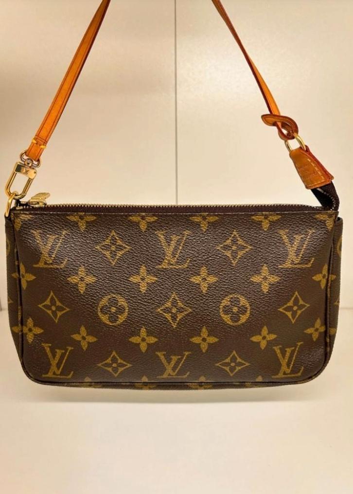 Louie Vuitton Pochette Accessories handbag, Bijoux, Sacs & Beauté, Sacs | Sacs à bandoulière, Comme neuf, Autres marques, Brun