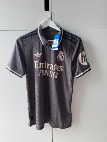 Real Madrid Adidas voetbalshirt 2024/25 –Derde player versie beschikbaar voor biedingen