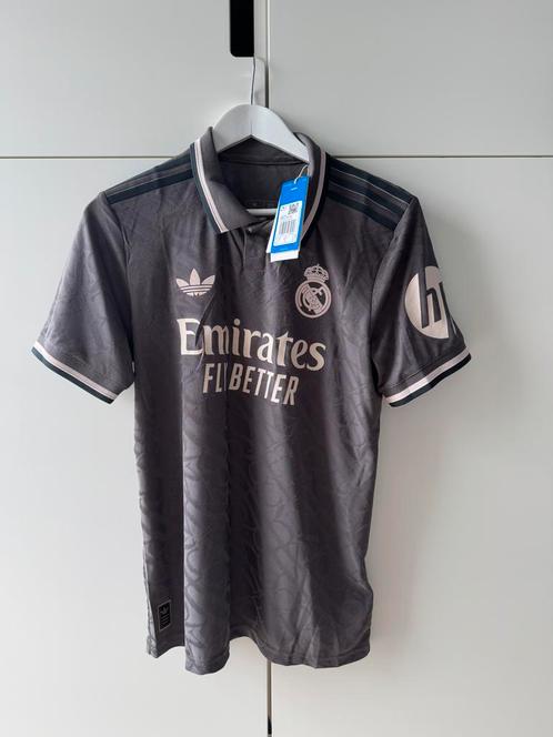 Real Madrid Adidas voetbalshirt 2024/25 –Derde player versie, Sport en Fitness, Voetbal, Nieuw, Shirt, Maat M, Ophalen of Verzenden