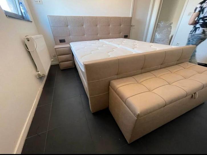 Elektrische boxspring, Huis en Inrichting, Slaapkamer | Slaapbanken, Zo goed als nieuw, Ophalen