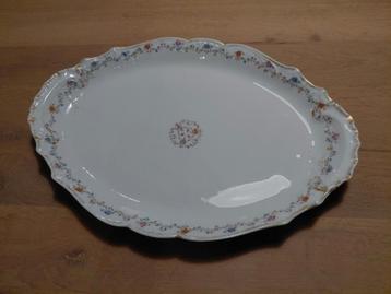 Ovale Antieke Porseleinen Schaal met Bloemenmotief beschikbaar voor biedingen