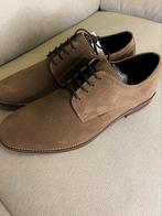 Magnifique chaussures en cuir véritable taille 44, Kleding | Heren, Schoenen, Ophalen of Verzenden, Nieuw, Overige kleuren, Overige typen