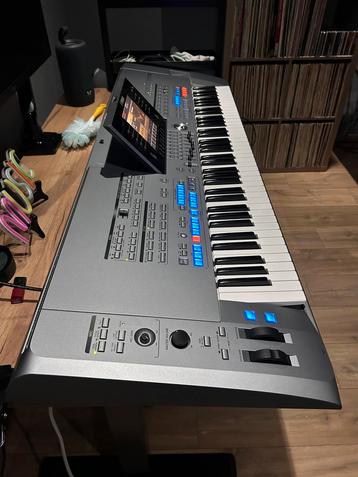 Yamaha Tyros 5 (76 toetsen) - expansionpacks - stand beschikbaar voor biedingen