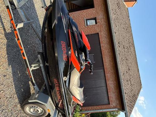 Jetski seadoo, Watersport en Boten, Jetski's en Waterscooters, Zo goed als nieuw, 200 pk of meer, Benzine, Ophalen of Verzenden