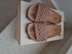 Slippers maat 33 roze vlechtleder, Comme neuf, Ocra, Fille, Autres types