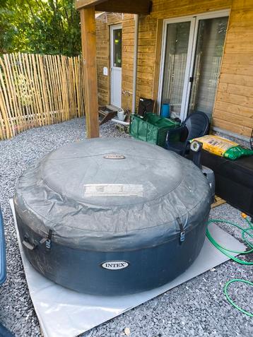 Jacuzzi intex pure spa beschikbaar voor biedingen