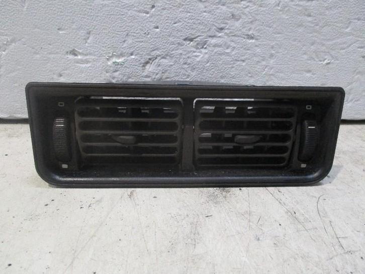 DASHBOARD LUCHTROOSTER MIDDEN Ford Sierra I (83bga014l21-b), Auto-onderdelen, Dashboard en Schakelaars, Ford, Gebruikt