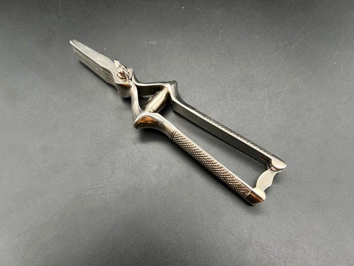 Robert Klaas Solingen « Mastikator » — Ciseaux multiples, Antiquités & Art, Antiquités | Outils & Instruments, Enlèvement ou Envoi