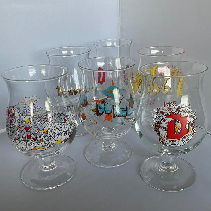 lotje 6 verschillende Duvel glazen, Verzamelen, Glas en Drinkglazen, Zo goed als nieuw, Bierglas, Ophalen of Verzenden