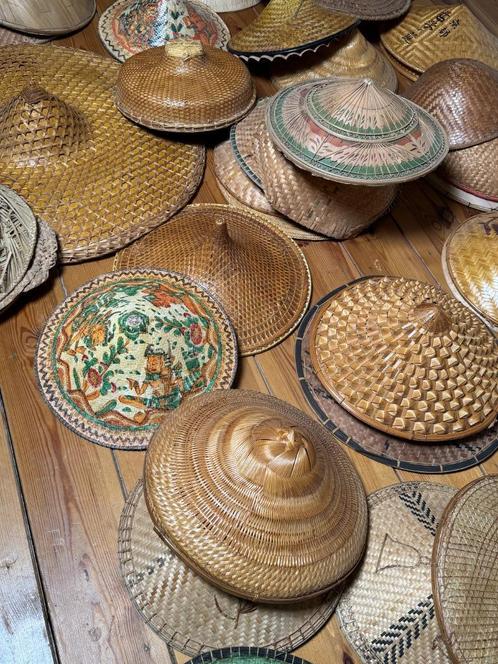 Aziatische strohoeden - unieke verzameling, Verzamelen, Complete verzamelingen en Collecties, Ophalen