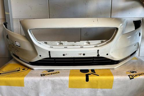Volvo v40 Voorbumper KLS PDC Normaal bumper, Auto-onderdelen, Carrosserie, Bumper, Volvo, Voor, Gebruikt