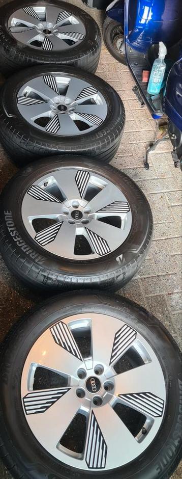 Ensemble de jantes Audi E-Tron 19 pouces 5x112 Bridgestone 2 disponible aux enchères