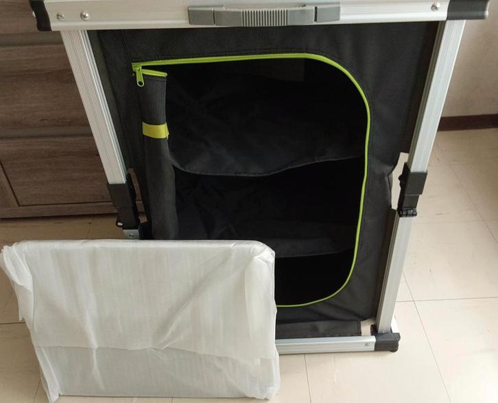 ARMOIRE DE CAMPING TRAVEL LIFE, Caravans en Kamperen, Kampeermeubelen, Zo goed als nieuw, Campingmeubel-accessoire, Ophalen