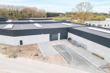 Industrieel te huur in Oostkamp beschikbaar voor biedingen