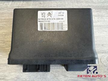 Computer cabriokap Peugeot 207 CC 9666270180 8446W3 beschikbaar voor biedingen