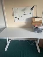 Bureau IKEA BEKANT blanc 160x80 cm – excellent état, Huis en Inrichting, Bureaus, Ophalen, In hoogte verstelbaar, Zo goed als nieuw