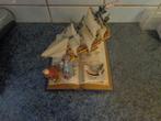 2 enescomuziekdoosjes met piratenschip, Ophalen of Verzenden