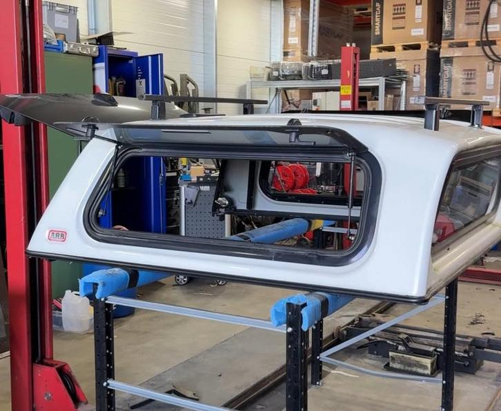 ARB-overkapping Classic Plus Hilux DC met hardtop, Auto-onderdelen, Interieur en Bekleding, Toyota, Gebruikt, Ophalen