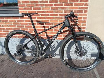 Canyon Exceed CF SLX 9.0 full-carbon - maat M beschikbaar voor biedingen
