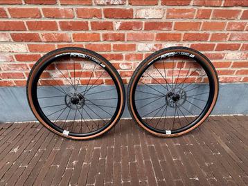 DT Swiss G1800 SPLINE 25 Wielset - 28" beschikbaar voor biedingen
