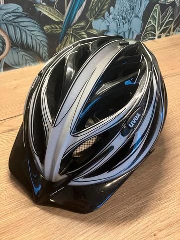 Fietshelm Uvex beschikbaar voor biedingen