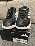 Sportschoenen adidas ligra 8 M maat 38 nieuw in doos, Kleding | Dames, Schoenen, Ophalen of Verzenden, Nieuw, Sportschoenen