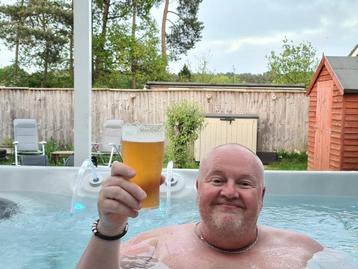 Promo -45%💦jacuzzi deluxe neuf ,4 et 5/6/7 personnes beschikbaar voor biedingen