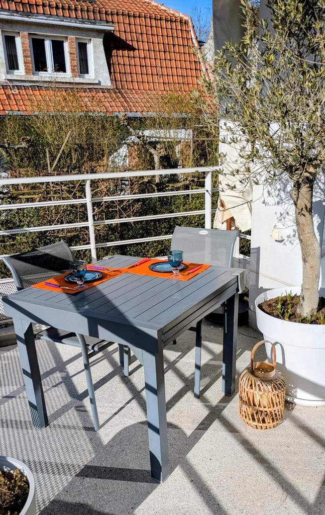 Table+ 4 chaises de terrasse, Jardin & Terrasse, Ensembles de jardin, Aluminium, Enlèvement