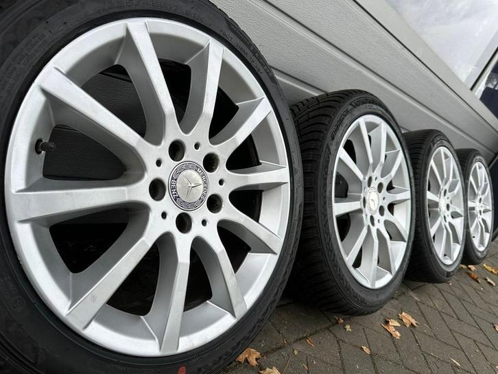 17 inch Mercedes C klasse W204 W246 W176 velgen winterbanden, Auto-onderdelen, Banden en Velgen, Banden en Velgen, Winterbanden