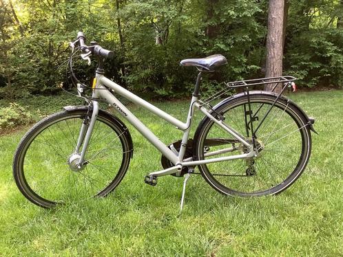 Te koop sportieve damesfiets B TWIN Hoprider 300, Fietsen en Brommers, Fietsen | Dames | Sportfietsen en Toerfietsen, Zo goed als nieuw