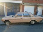 Mercedes 200D (1er propriétaire 177000 Kms REELS ), Auto's, Mercedes-Benz, Stof, 1995 cc, 4 cilinders, Beige