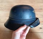 Duitse wo2 Luftschutz Gladiator helm 1938 Paul Diener, Ophalen of Verzenden, Landmacht, Helm of Baret