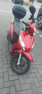 Honda Vision 50cc - Nieuwstaat - 7.975 km - Ideal Young/Per, Fietsen en Brommers, Scooters | Overige merken, Ophalen, Zo goed als nieuw