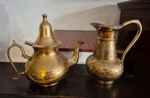 Théière et aiguière décoratives orientales en laiton, Antiek en Kunst, Antiek | Servies compleet, Ophalen