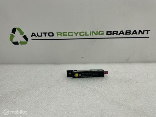 Antenne versterker origineel Volkswagen Passat B8 3G9035577A, Auto-onderdelen, Elektronica en Kabels, Volkswagen, Gebruikt, Ophalen of Verzenden