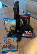Pack PS4 500 Go + 2 manettes + 4 jeux – prêt à jouer, Games en Spelcomputers, Ophalen of Verzenden, Zo goed als nieuw