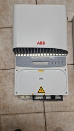 Eenfasige omvormer 3 kw nominaal vermogen, Doe-het-zelf en Bouw, Zonnepanelen en Toebehoren, Ophalen, Zo goed als nieuw, 200 wattpiek of meer