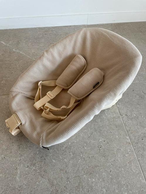 Babyzitje voor KAOS Klapp kinderstoel ivoor wit  + hoes, Kinderen en Baby's, Kinderstoelen, Zo goed als nieuw, Ophalen